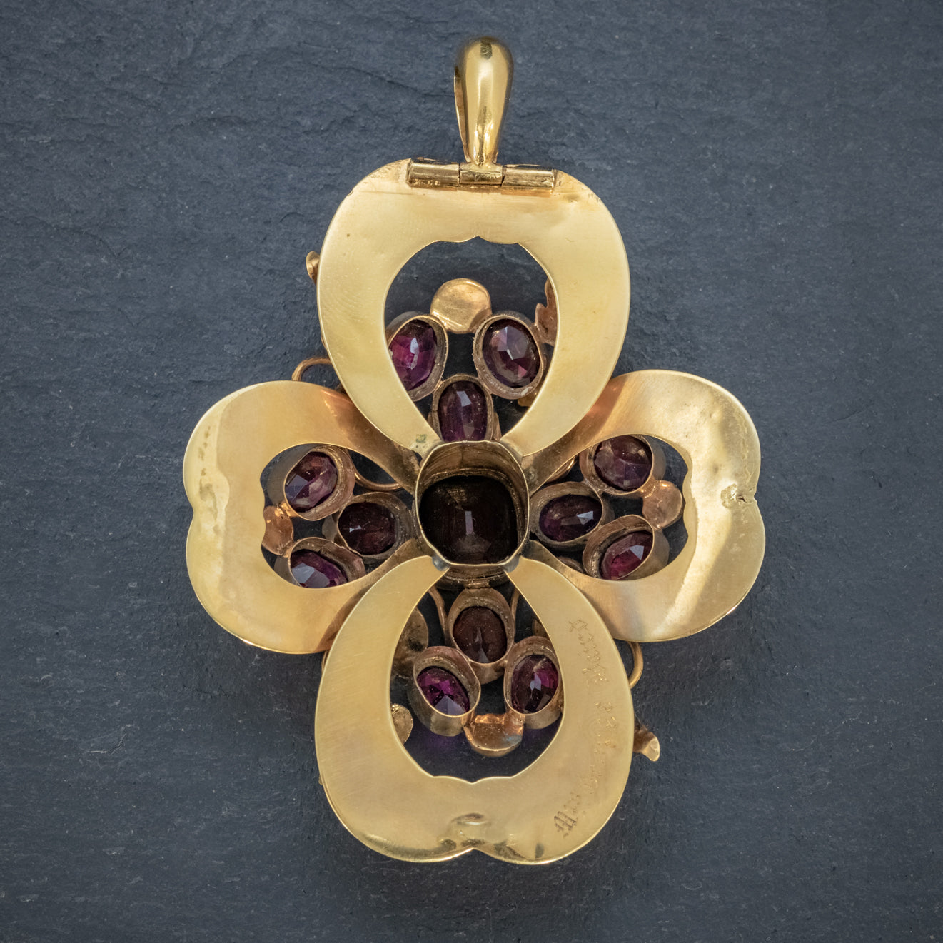 Antique Victorian Almandine Garnet Ivy Pendant 18Ct Gold Circa 1880